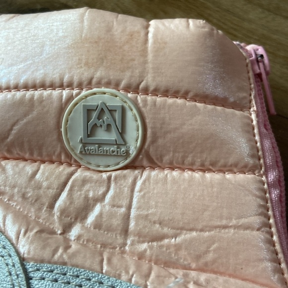 $2 - Toddler Girl Snow Boots - Picture 3 of 8